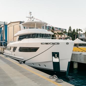 Sayna yacht exterior 4