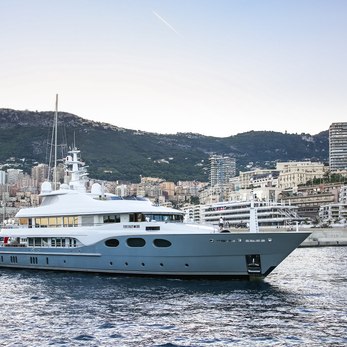 Fortunate Sun yacht exterior 4