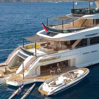 B.A.L.M.Y. yacht exterior 5