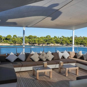 Persefoni I yacht exterior 3