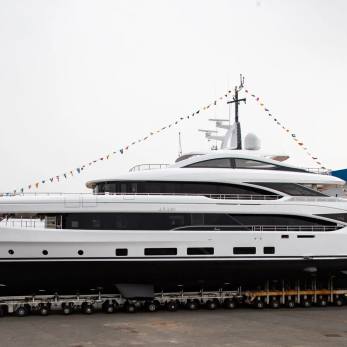 Asani yacht exterior 2