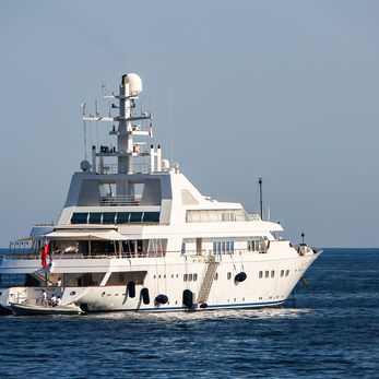 Grand Ocean yacht exterior 3