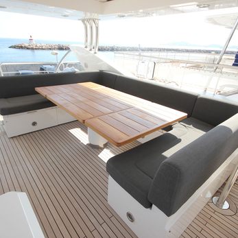 Alafia yacht interior 5