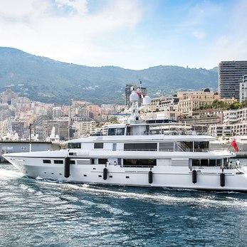 Emelina yacht exterior 4