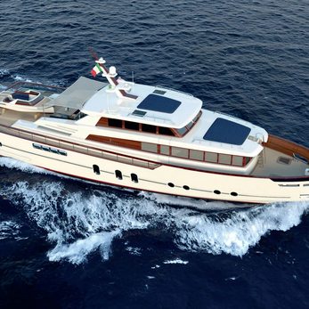 Vero yacht exterior 4