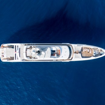 Illusion yacht exterior 3