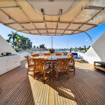 Seascape V yacht exterior 3