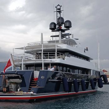Avalon 101 yacht exterior 5