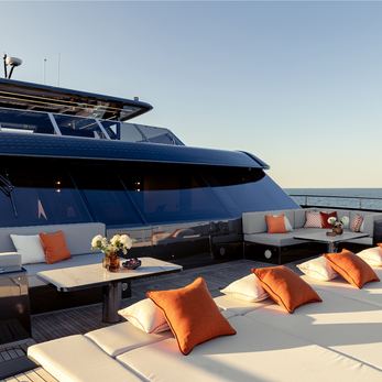 Double Happines yacht exterior 2