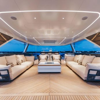 Daybreak yacht interior 4