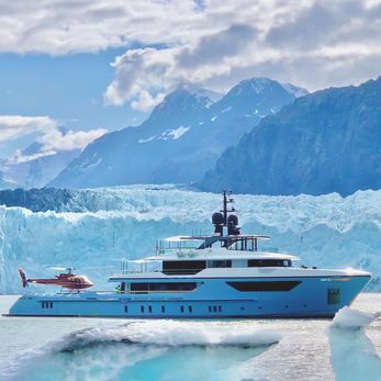 Ocean Dreamwalker III yacht exterior 5