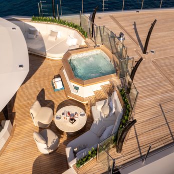 Al Reem yacht exterior 3