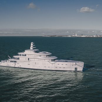 Amels 8005 yacht exterior 4