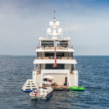 Iron Blonde yacht exterior 5