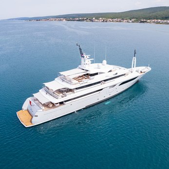 Taleya yacht exterior 3