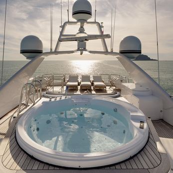 Hoshi yacht exterior 2