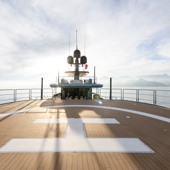 Limerence yacht exterior 2