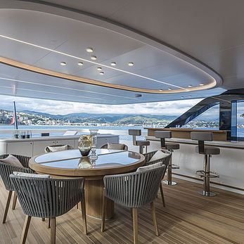 L.A.U.L. yacht interior 3