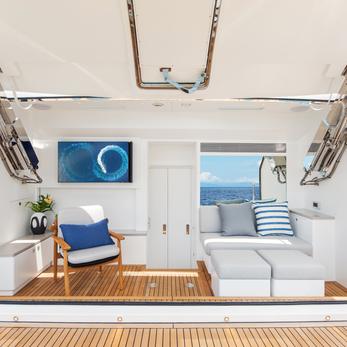 FD80/17 yacht interior 4