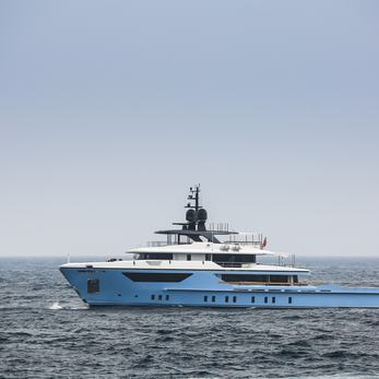 Ocean Dreamwalker III yacht exterior 1