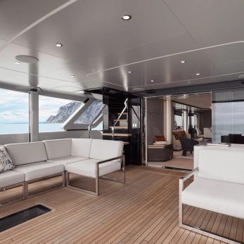 Pazienza yacht interior 4