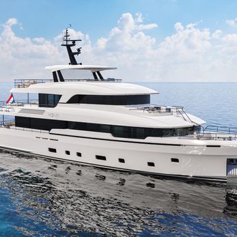 Lollipop yacht exterior 4