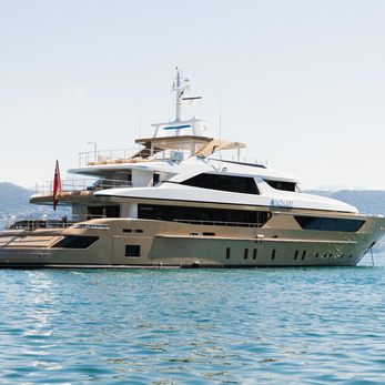 Pick Up yacht exterior 5