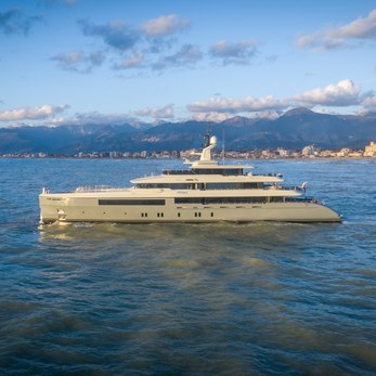 Kathryn yacht exterior 4