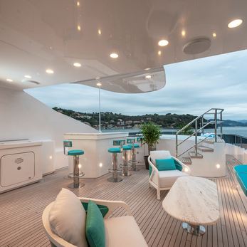 Rhino yacht interior 4