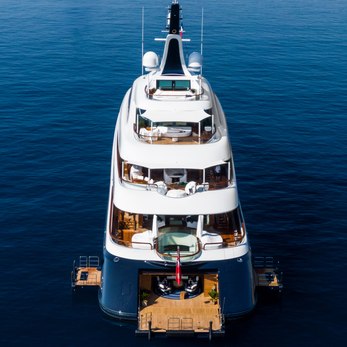 Faith yacht exterior 3