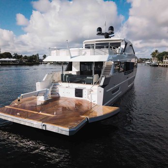 Ocean Alexander 28E/05 yacht exterior 5