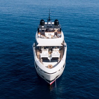 Multiple yacht exterior 2