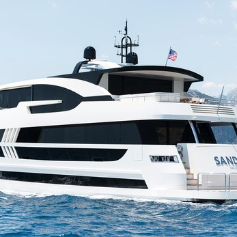 Sandro yacht exterior 3