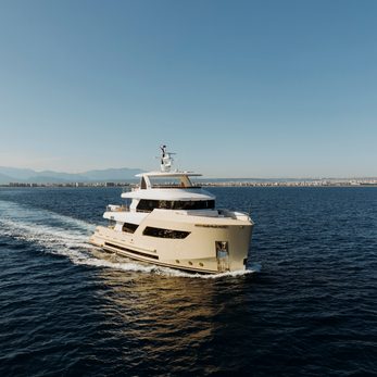 Queen of the Caribbean yacht exterior 5
