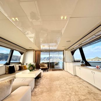 Miotu IV yacht interior 6