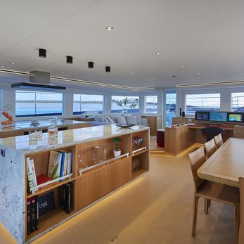 4 Ever yacht interior 4
