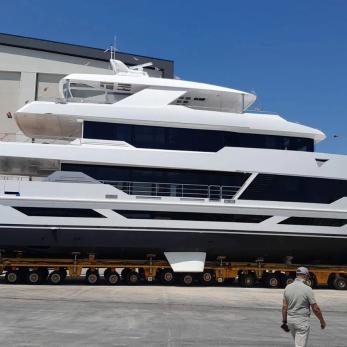 Hargrave 125 yacht exterior 2