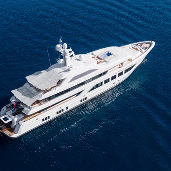 Amoa yacht exterior 5