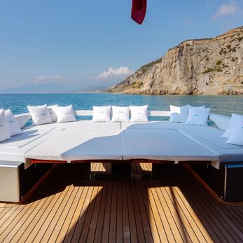 Mayar yacht exterior 4