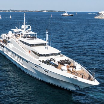Oceana I yacht exterior 2