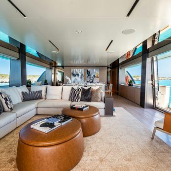 Fifi yacht interior 5