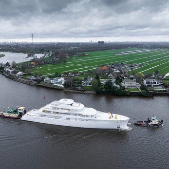 Feadship 715 yacht exterior 4