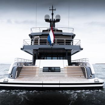 Memories yacht exterior 5