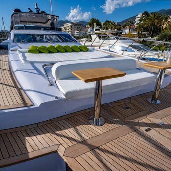 ALTVS yacht exterior 2