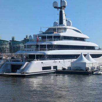 Odisea yacht exterior 5