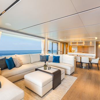 FD110/ 07 yacht interior 5