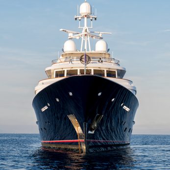 Solinda yacht exterior 2