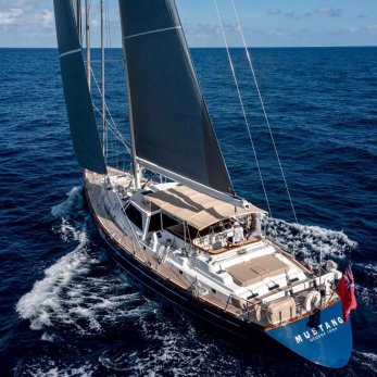 Mustang yacht exterior 5