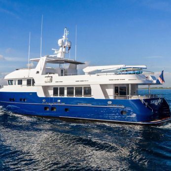 Samsara yacht exterior 4