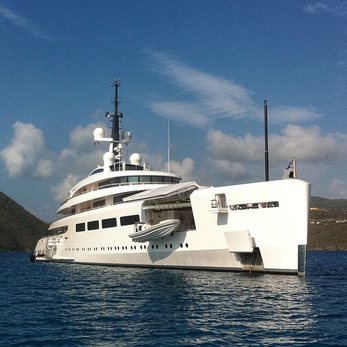 Vava II yacht exterior 2